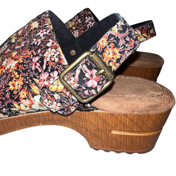 White Mountain 10 M leather uppers black floral platform adj back strap clog - Picture 4 of 10